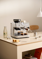 Machine à café expresso semi-automatique avec vaporisateur