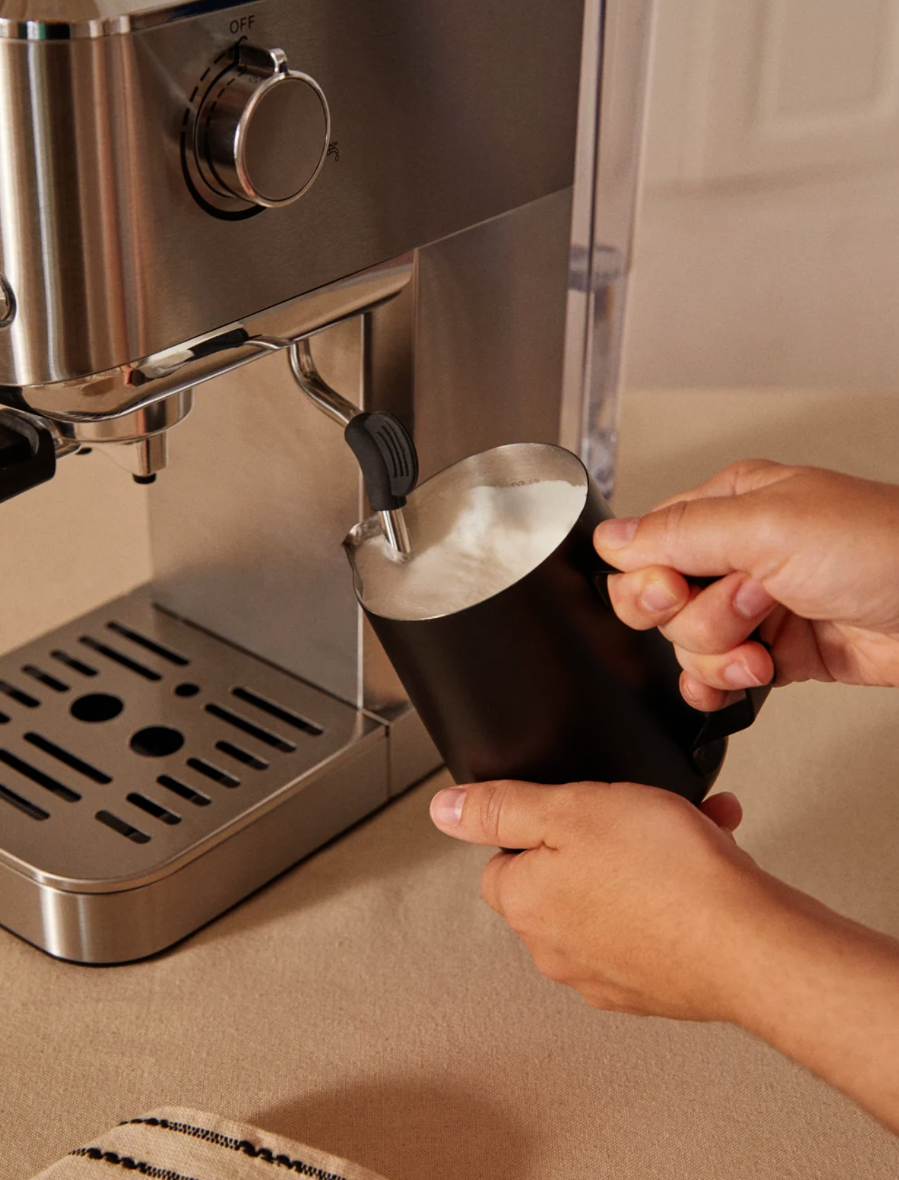 Machine à expresso avec fonction café froid